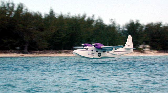  Seaplane coming in for a landing