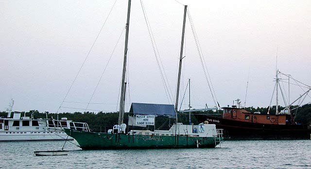 A floating church in Boot Key Harbor.